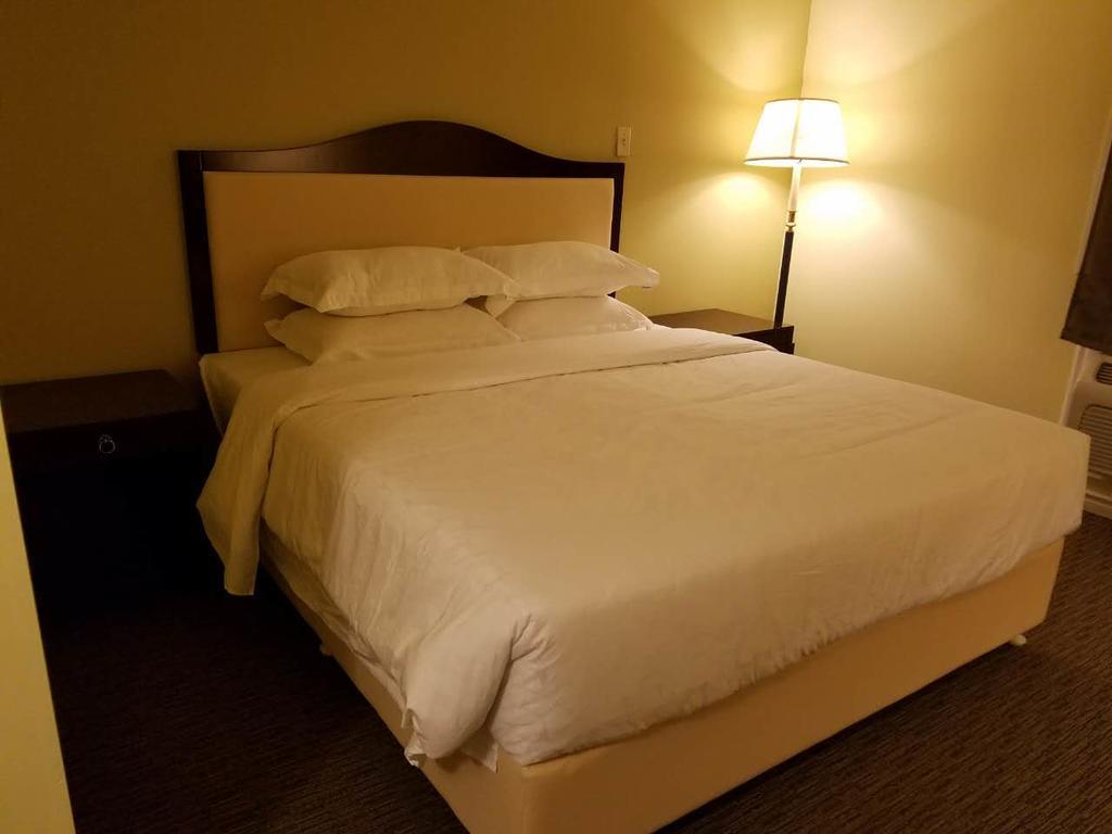 7 West Motel Carleton Place Eksteriør bilde